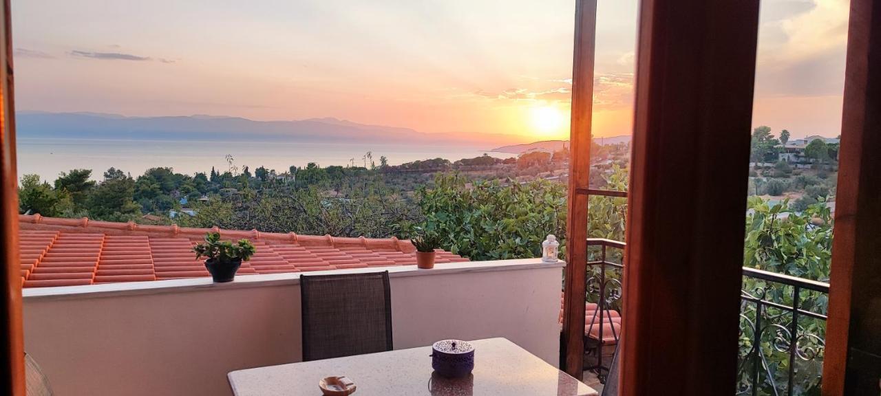 THOMAS VIEW Εξοχικό σπίτι με θέα στη θάλασσα Πόρτο Χέλι Εξωτερικό φωτογραφία