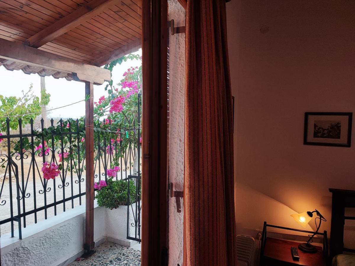 THOMAS VIEW Εξοχικό σπίτι με θέα στη θάλασσα Πόρτο Χέλι Εξωτερικό φωτογραφία